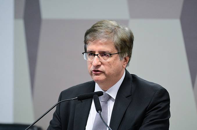 pgr-defende-retomada-de-inquerito-sobre-possivel-interferencia-de-bolsonaro-na-pf