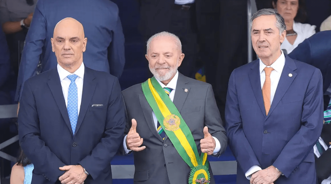 lula-ouve-pedido-por-nome-de-peso-para-vaga-de-barroso-em-jantar-com-ministros-do-stf