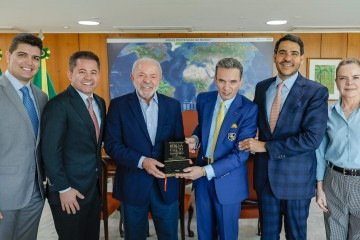lula-recebe-jorge-messias-e-liderancas-evangelicas-no-planalto