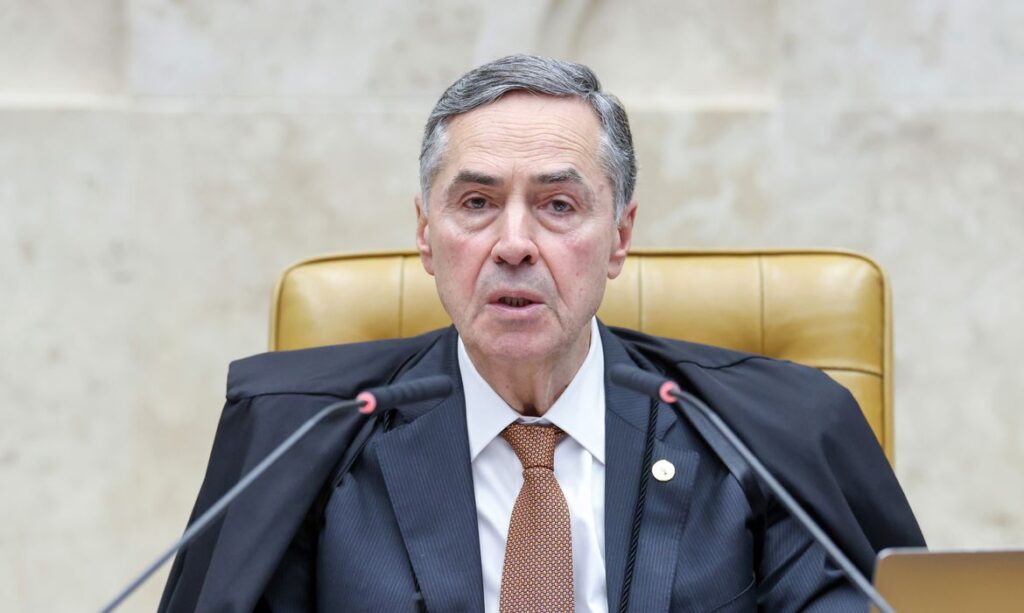 barroso-determina-que-motta-informe-tramite-de-projetos-sobre-licenca-paternidade